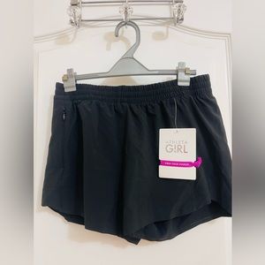 Athleta Girl Heart The Hustle 2.5" Short XL/14